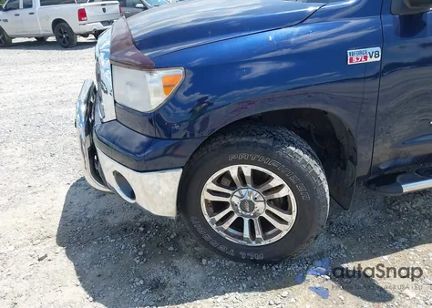 2013 Toyota Tundra Grade 5.7L V8 из США, поврежденный, VIN 5TFRY5F16DX145389